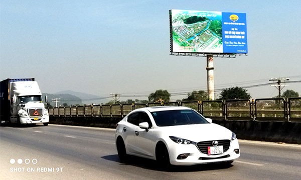 Quảng cáo Billboard